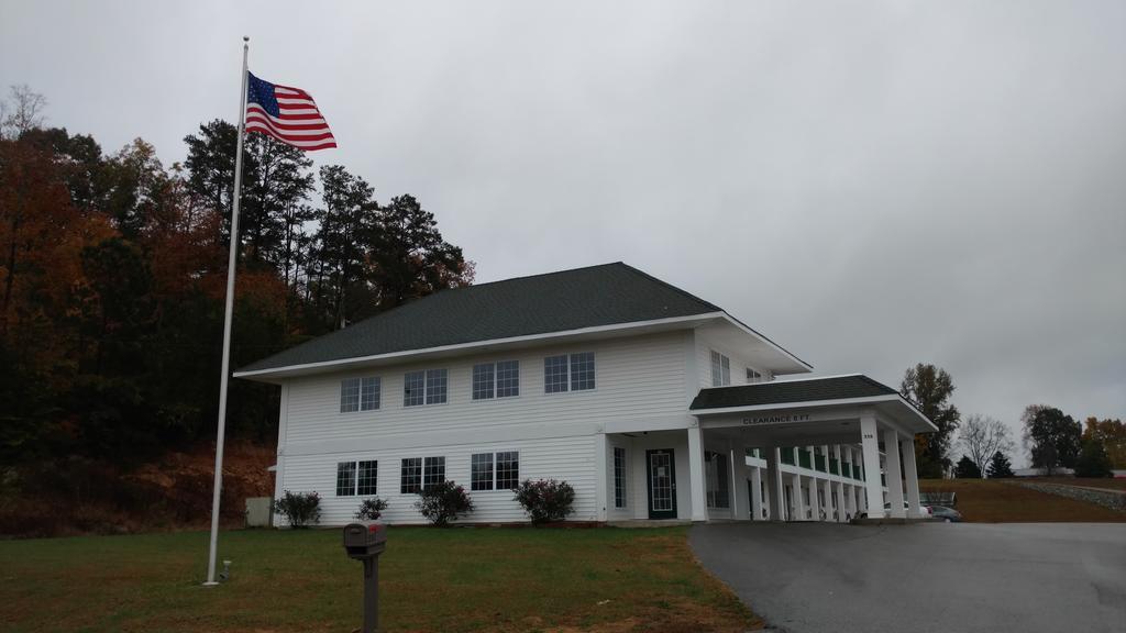 Waynesboro Hurricane Inn מראה חיצוני תמונה