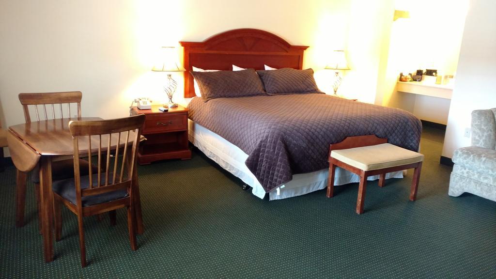 Waynesboro Hurricane Inn מראה חיצוני תמונה