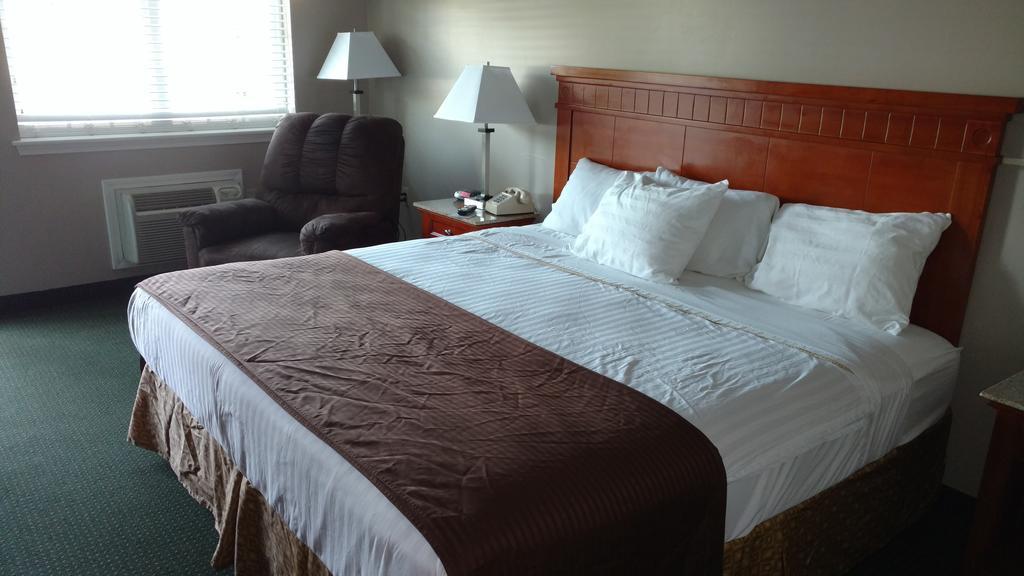 Waynesboro Hurricane Inn מראה חיצוני תמונה